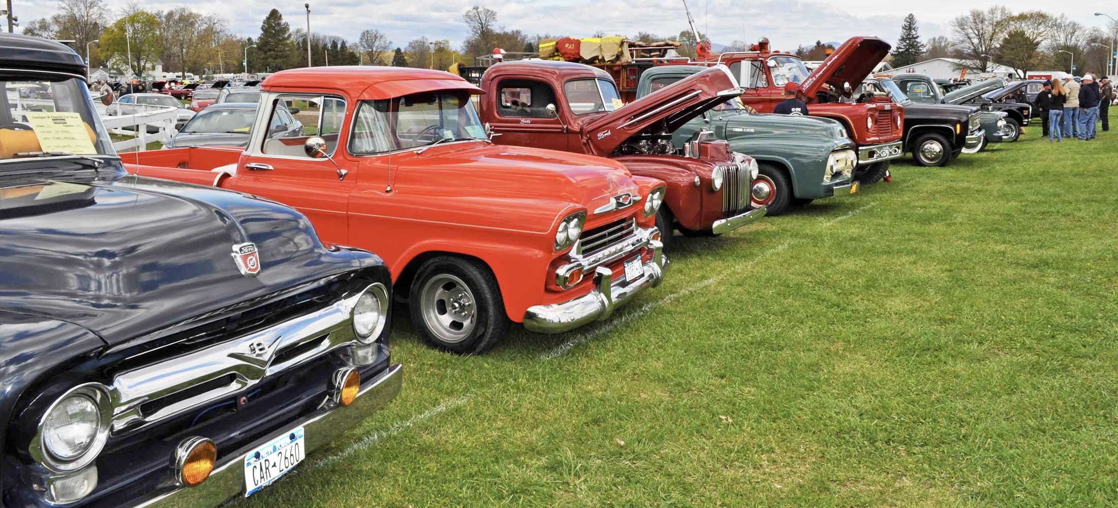 fairgrounds-rhinebeck-antique-car-show - Vigilus Home Blog